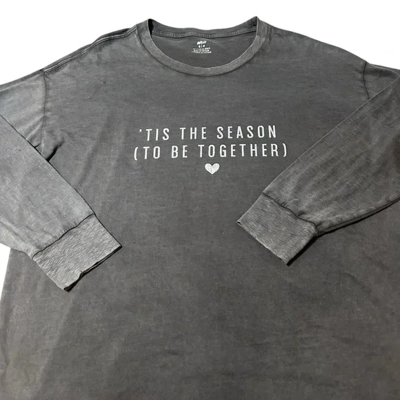 Aerie Charcoal Long Sleeve Top Graphics Tis The Season (To Be Together) Size Med - Picture 3 of 12